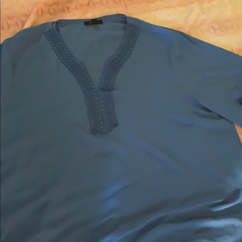 Women’s dress shirt